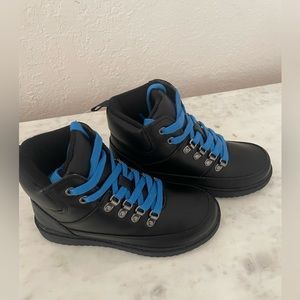 GAP Toddler Boots size 12